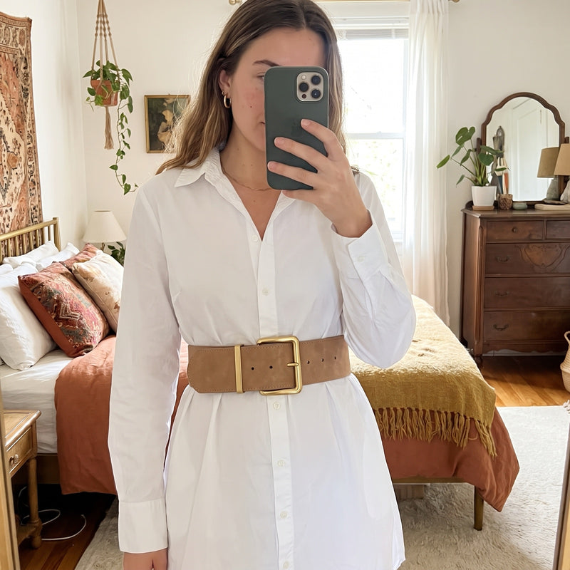 Customer mirror selfie wearing the camel belt